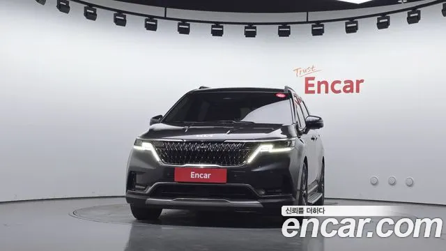 Kia Carnival 2022 thumb 3
