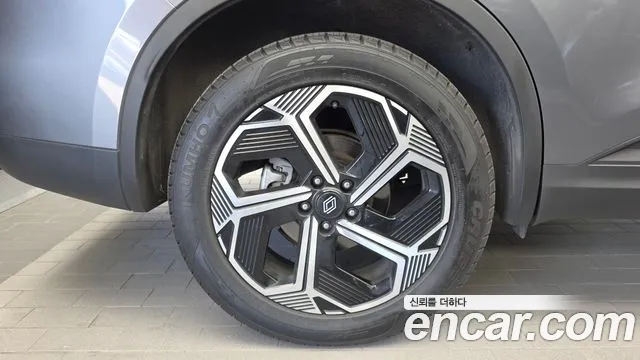 Renault-KoreaSamsung Koleos 2024 thumb 5