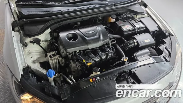 Hyundai Avante 2016 thumb 6