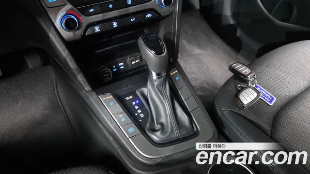 Hyundai Avante 2016 thumb 9