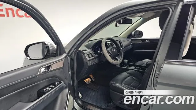 KG_Mobility_Ssangyong Rexton 2018 thumb 10