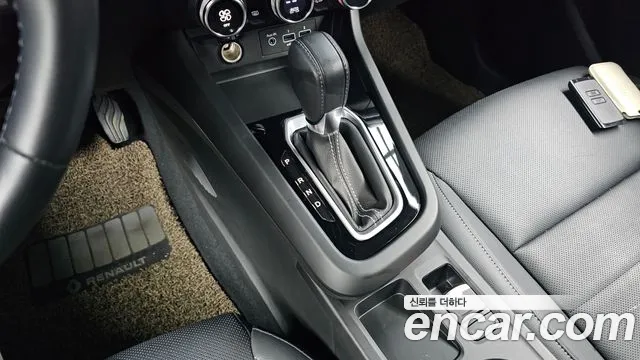 Renault-KoreaSamsung Arkana 2022 thumb 8