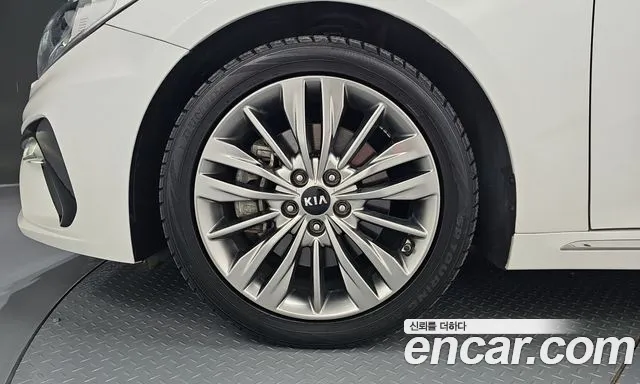 Kia K5 2018 thumb 5