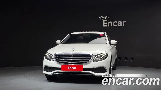 Mercedes-Benz E-Класс 2020 thumb 3