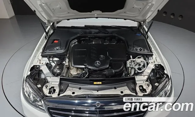 Mercedes-Benz E-Класс 2020 thumb 6