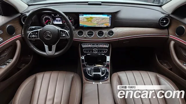 Mercedes-Benz E-Класс 2020 thumb 7