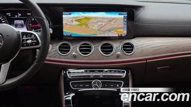 Mercedes-Benz E-Класс 2020 thumb 12
