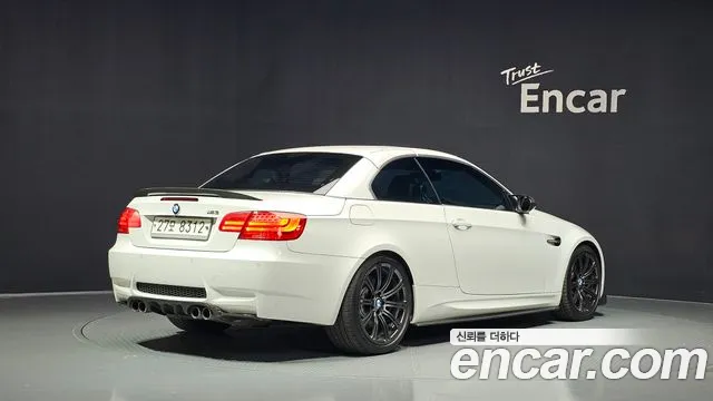BMW M3 2013 thumb 2