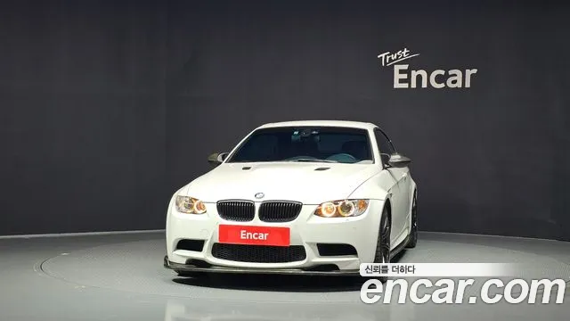BMW M3 2013 thumb 3
