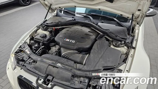BMW M3 2013 thumb 6