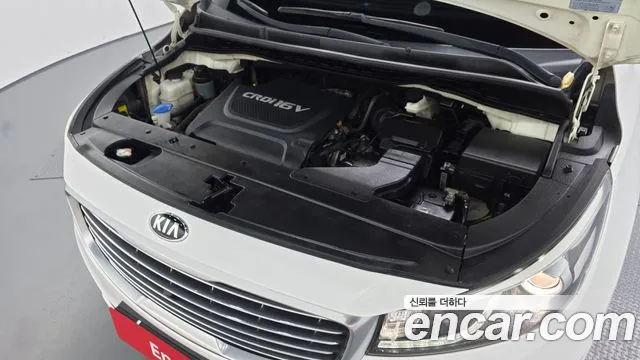Kia Carnival 2017 thumb 6