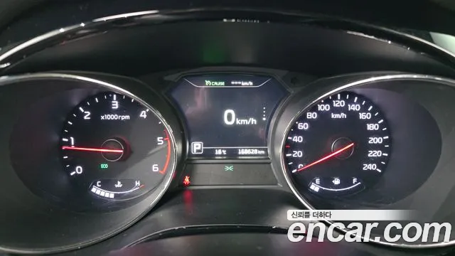 Kia Carnival 2017 thumb 8