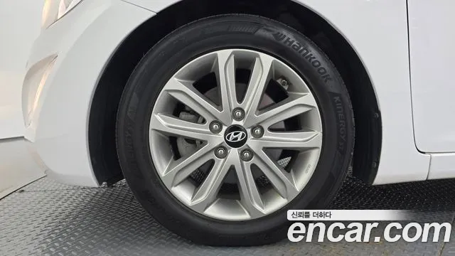 Hyundai Avante 2015 thumb 5