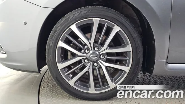 Renault-KoreaSamsung Latitude 2019 thumb 5