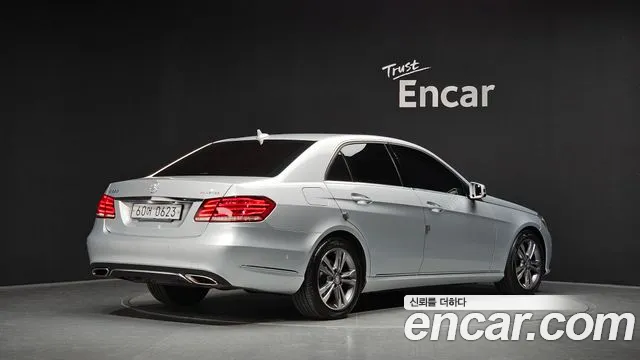 Mercedes-Benz E-Класс 2016 thumb 2