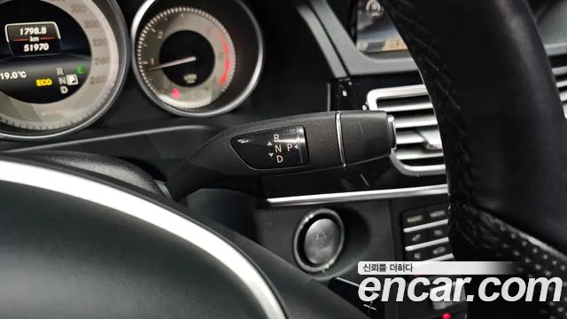 Mercedes-Benz E-Класс 2016 thumb 9