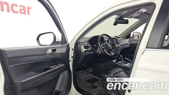 KG_Mobility_Ssangyong Rexton 2018 thumb 10