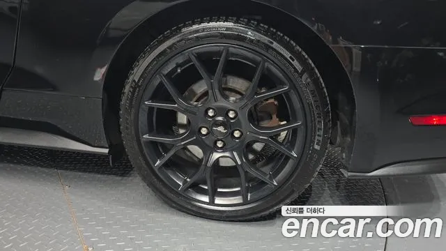 Ford Mustang Mach-E 2022 thumb 4