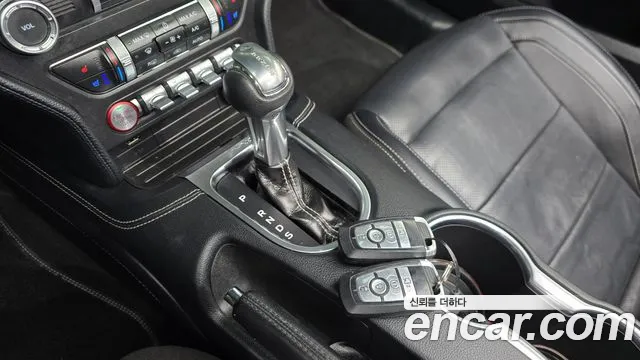 Ford Mustang Mach-E 2022 thumb 8