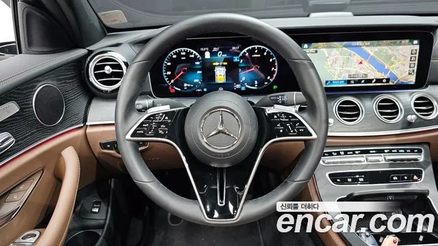 Mercedes-Benz E-Класс 2023 thumb 12