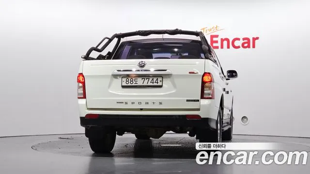 KG_Mobility_Ssangyong KORANDO 2016 thumb 4