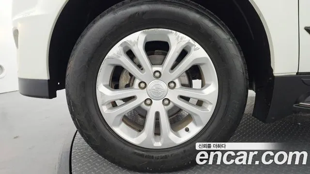 KG_Mobility_Ssangyong KORANDO 2016 thumb 5