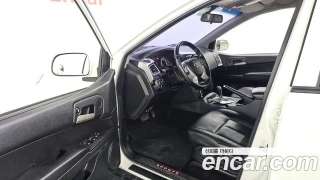 KG_Mobility_Ssangyong KORANDO 2016 thumb 10