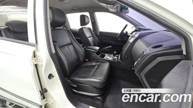 KG_Mobility_Ssangyong KORANDO 2016 thumb 11
