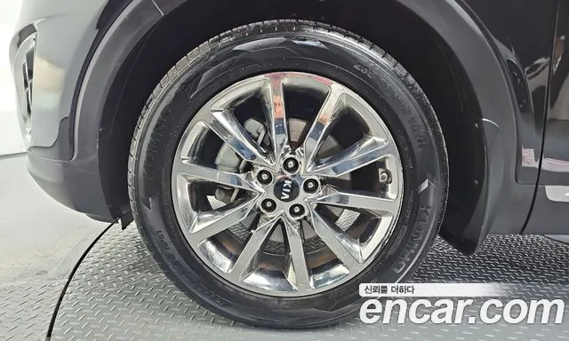 Kia Sorento 2017 thumb 4