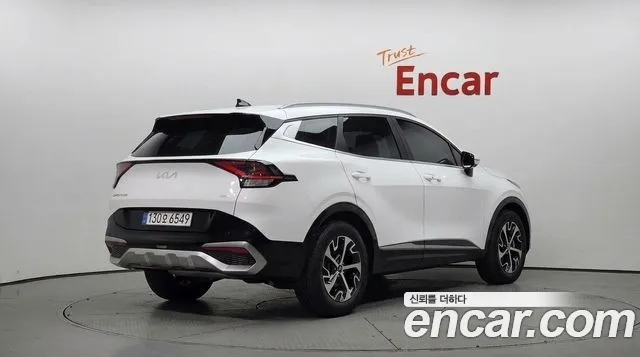 Kia Sportage 2023 thumb 2