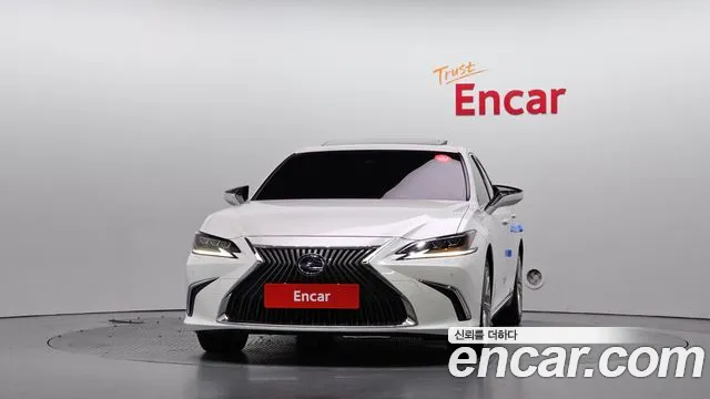 Lexus ES 2019 thumb 3