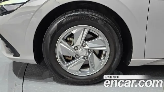 Hyundai Avante 2023 thumb 5