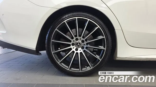 Mercedes-Benz CLS-Class 2019 thumb 5