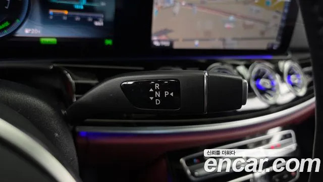 Mercedes-Benz CLS-Class 2019 thumb 9