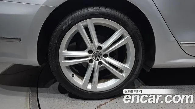Volkswagen Passat (North America and China) 2014 thumb 5