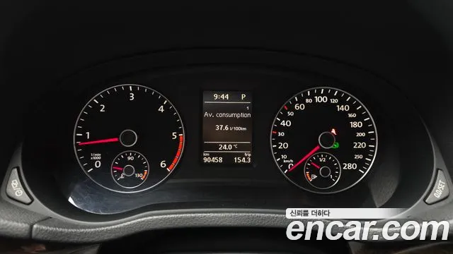 Volkswagen Passat (North America and China) 2014 thumb 8
