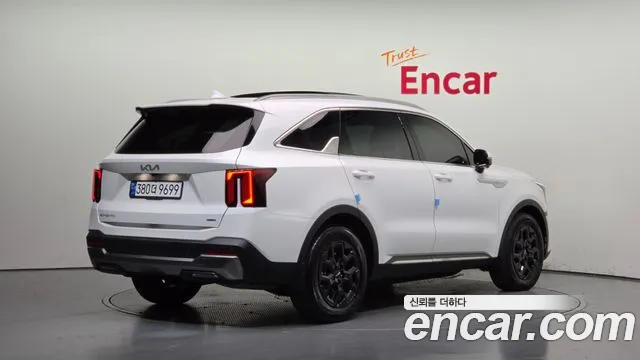 Kia Sorento 2023 thumb 2