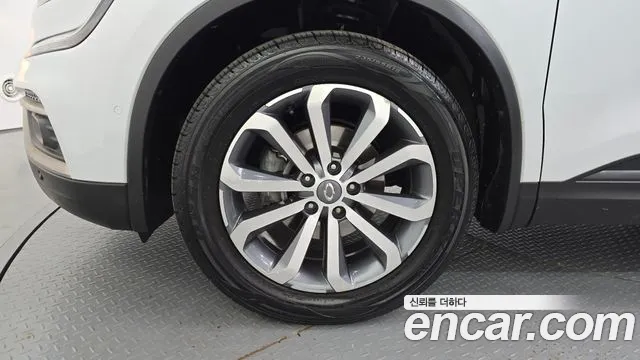 Renault-KoreaSamsung Koleos 2020 thumb 5
