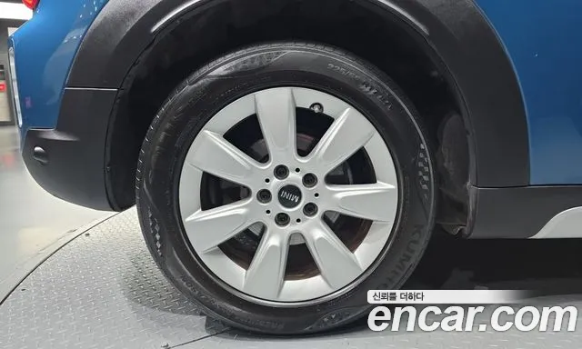 MINI Countryman 2021 thumb 4