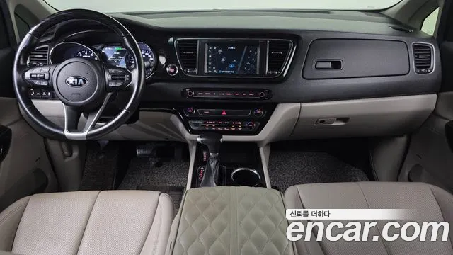 Kia Carnival 2019 thumb 7