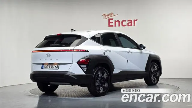 Hyundai Kona 2024 thumb 2