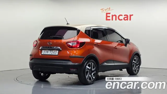 Renault-KoreaSamsung Captur 2015 thumb 2