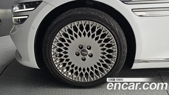Genesis G80 2023 thumb 5
