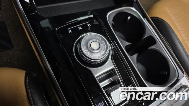 Kia Carnival 2021 thumb 8