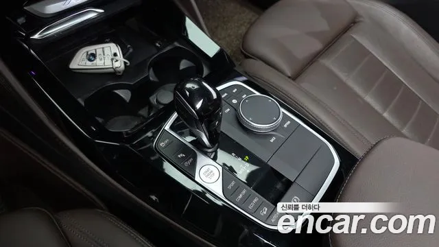 BMW X4 2023 thumb 8