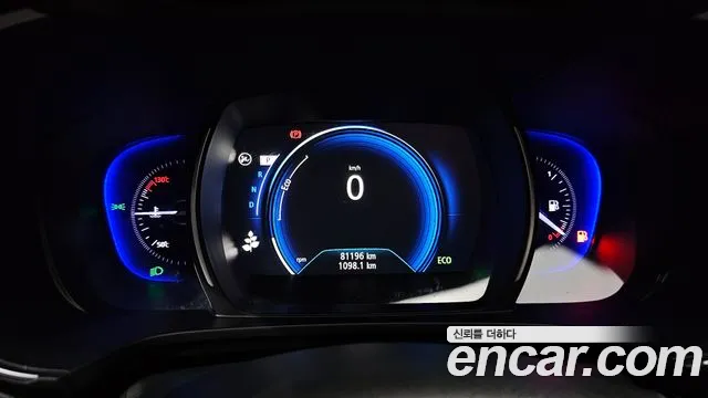 Renault-KoreaSamsung Koleos 2018 thumb 8