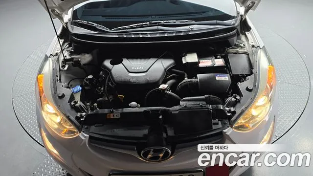 Hyundai Avante 2015 thumb 5