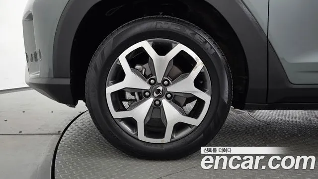 KG_Mobility_Ssangyong Torres 2024 thumb 4