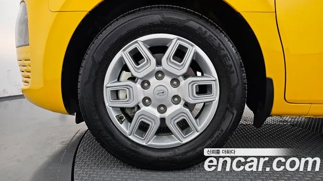 Hyundai Staria 2022 thumb 5