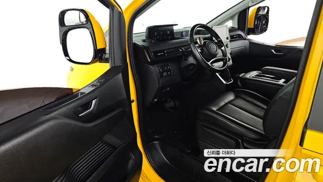 Hyundai Staria 2022 thumb 10